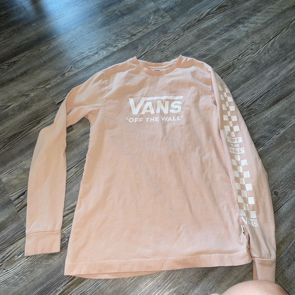 Pink king sleeve vans tshirt. Size XS